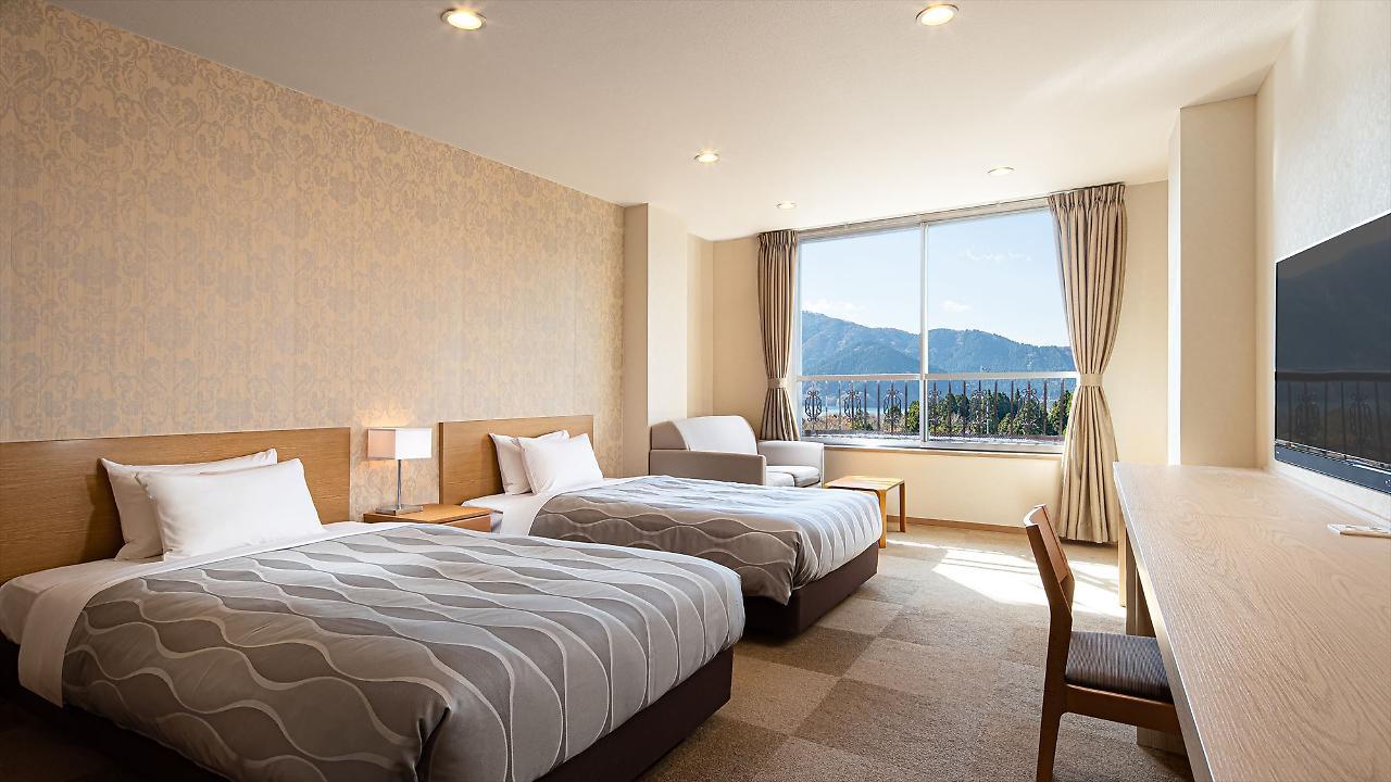 Ryokan Hesta - -